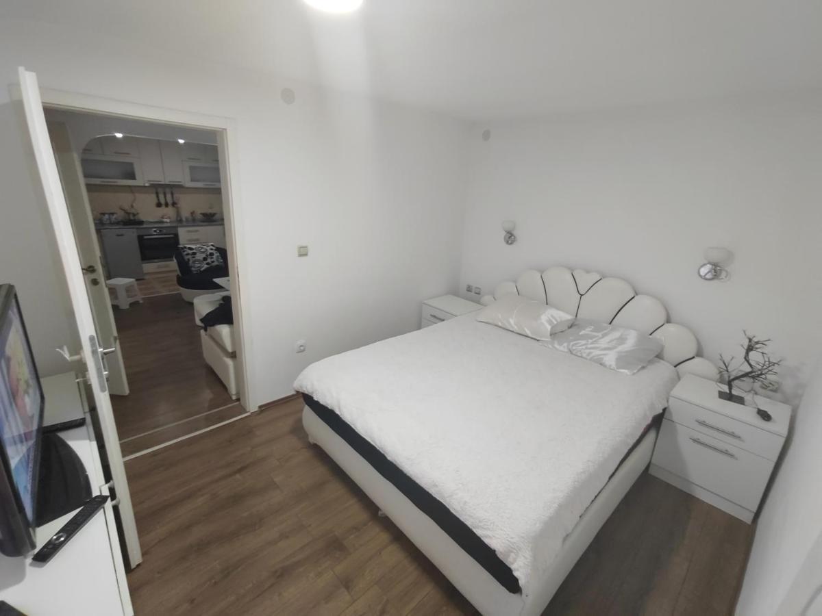 Apartament Bilja'S House Nisz Zewnętrze zdjęcie