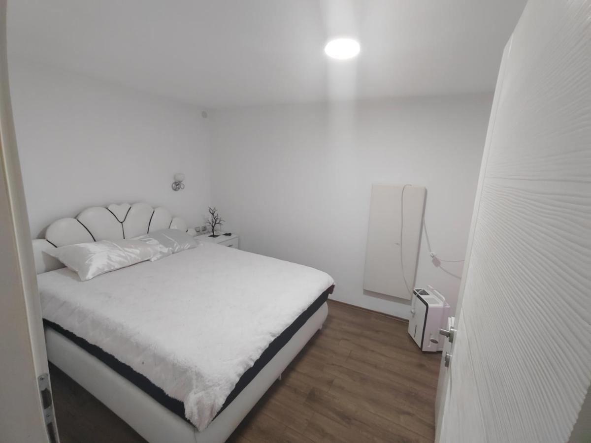 Apartament Bilja'S House Nisz Zewnętrze zdjęcie