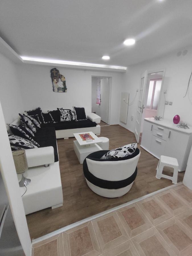 Apartament Bilja'S House Nisz Zewnętrze zdjęcie